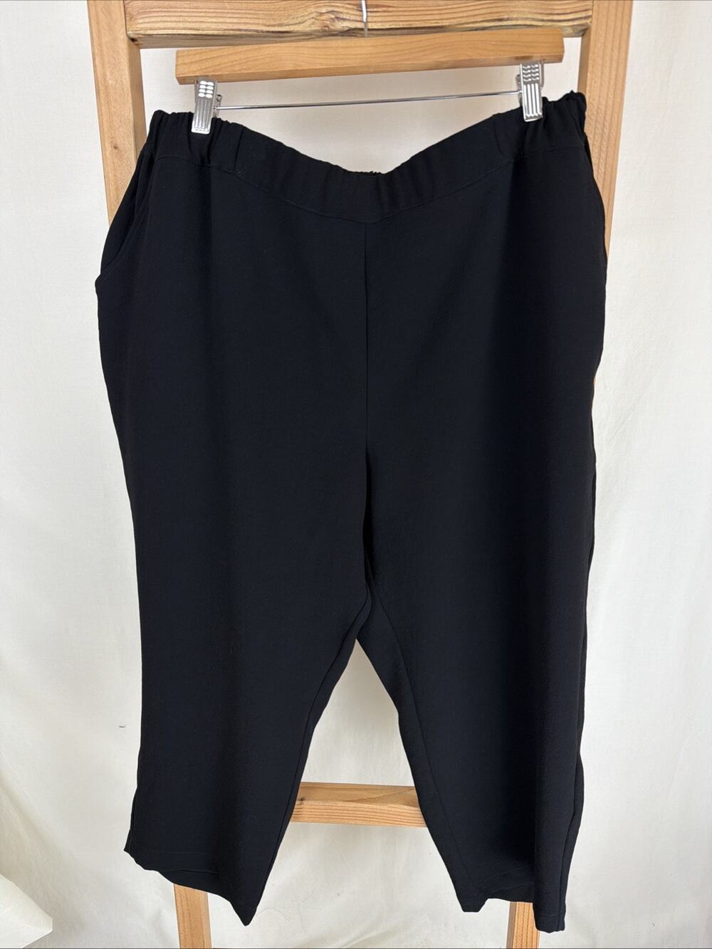 NWT Beau Jours by Chalet USA Black Crepe Cropped Pants #0927 Size XL
